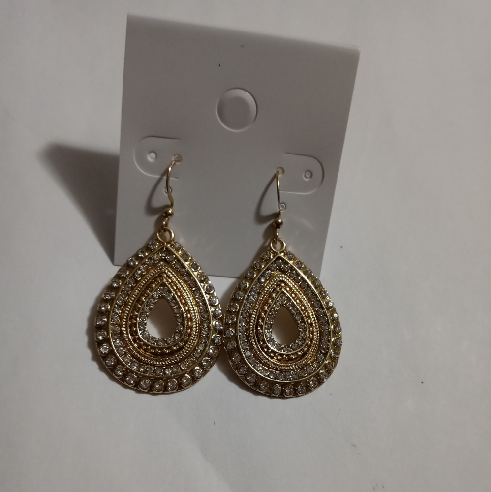 Golden Night Earrings